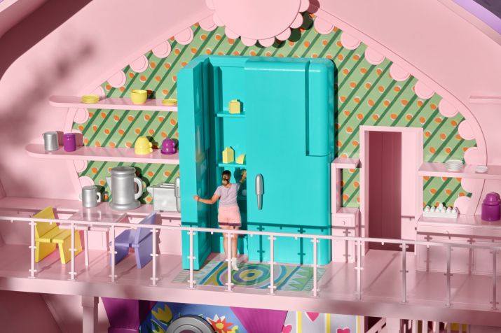 Polly Pocket ganha casa em tamanho real / Kelsey McClellan