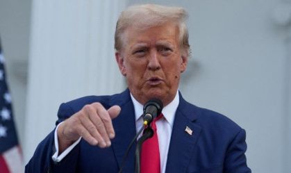 “Ele não tem empatia nem moral”, diz ex-secretária de imprensa de Donald Trump