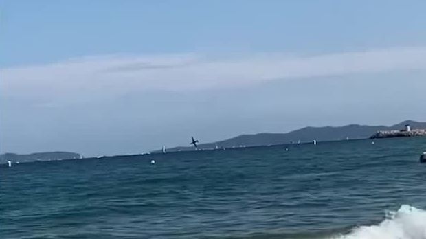 Eyewitness captures moment plane crashes into sea during French airshow