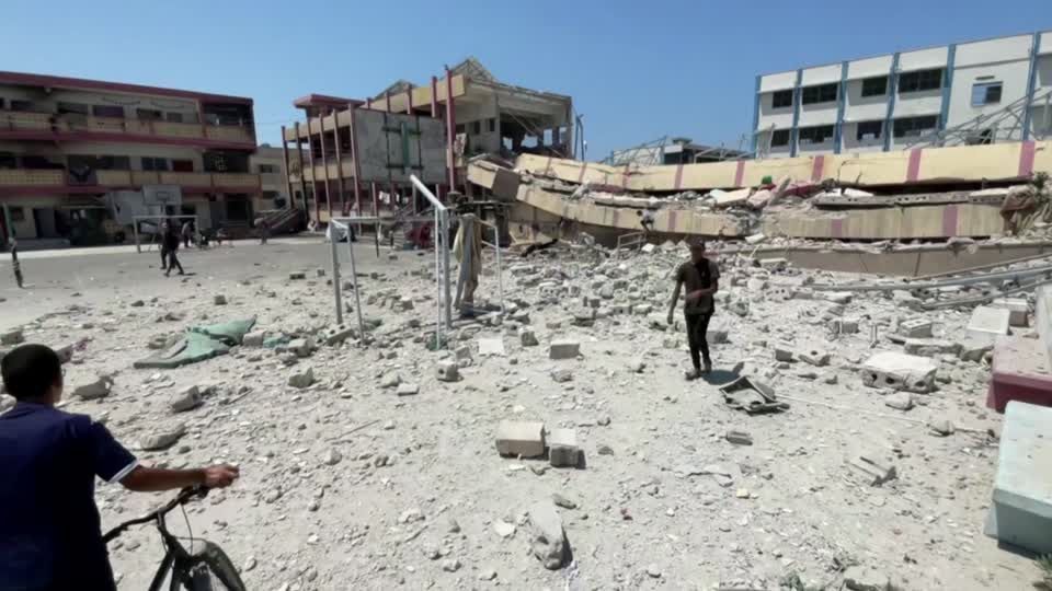 At least 10 Palestinians killed in Israeli strike on Gaza school housing displaced families