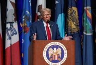 Donald Trump diz que criará Guarda Nacional Espacial se for reeleito