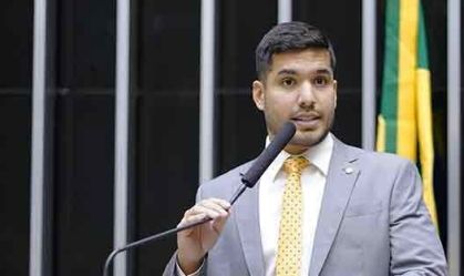 Deputado federal André Fernandes (PL-CE)