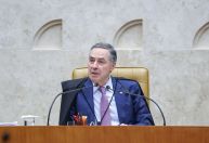 É preciso superar “silêncio mortal” que torna mulheres vítimas de feminicídio, diz Barroso