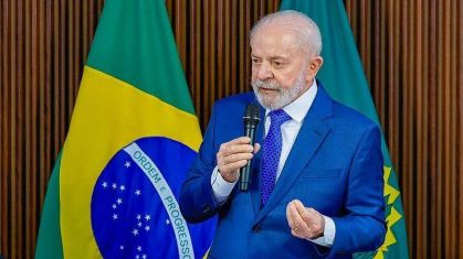 "Tive relação civilizada com Aécio e tenho com Zema", diz Lula em MG