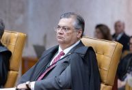 Dino suspende emendas impositivas até criação de regras de transparência