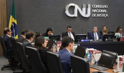 CNJ apura conduta de juiz que soltou homem que quebrou relógio no 8/1