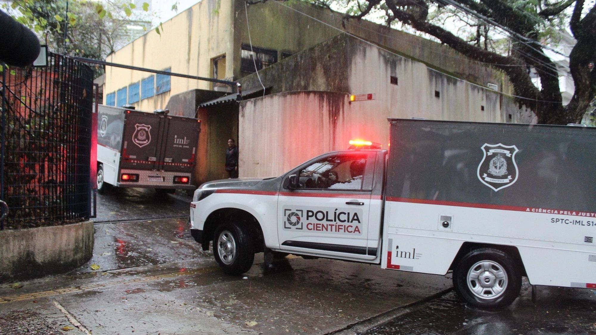 Corpos das vítimas do voo 2283 da Voepass são levados ao IML em São Paulo