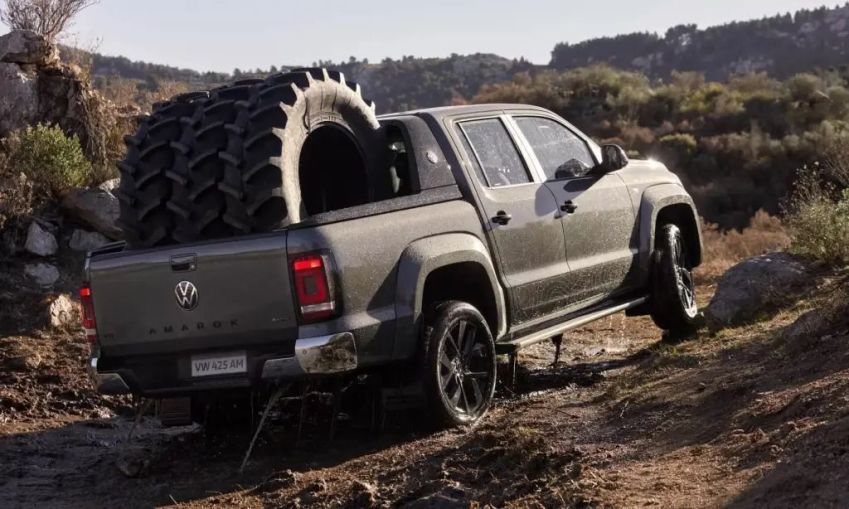 Traseira da nova Amarok não tem grandes mudanças / Foto: Divulgação/Volkswagen