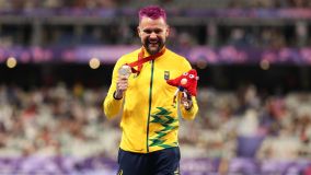 Vinícius Rodrigues garantiu a medalha de bronze nos 100m T63