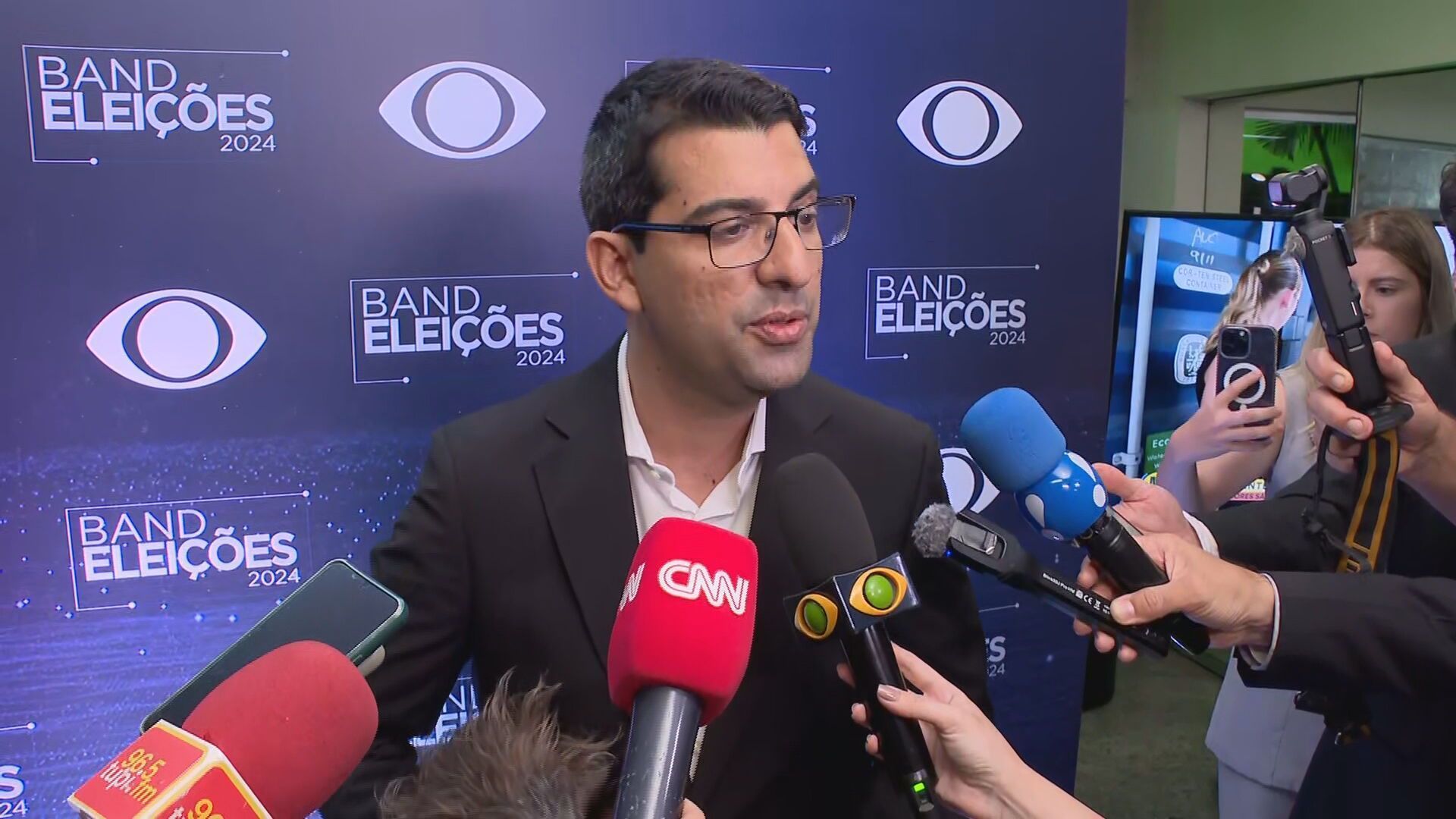 BR_CNN_LINK_RJ_DEBATE_RIO_frame_42014