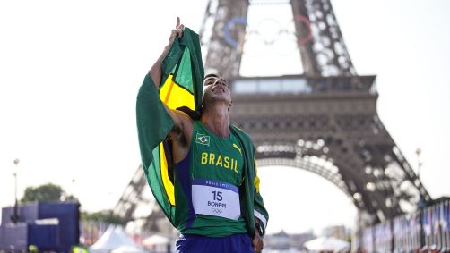 Caio Bonfim foi jogador de futebol antes de partir para a marcha atlética