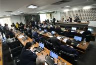 CCJ aprova projeto que altera prazos da Lei da Ficha Limpa