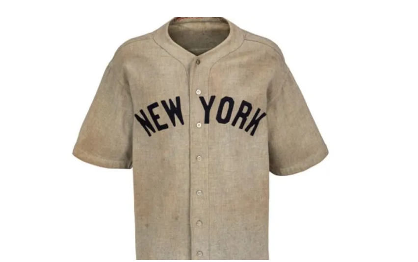 Camisa do New York Yankees foi vendida por valor milionário