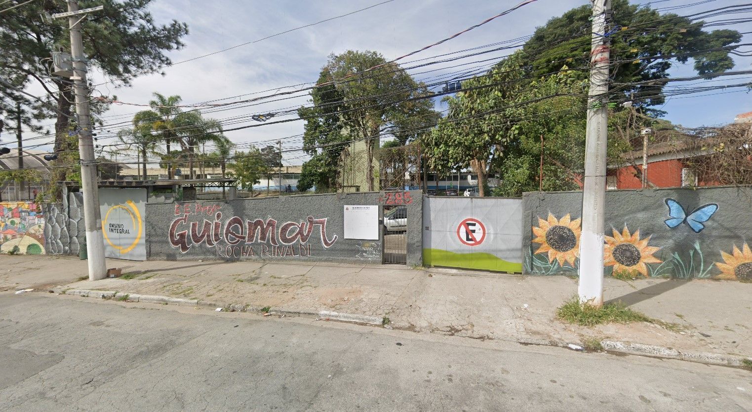 EE Profª Guiomar Rocha Rinaldi, na zona oeste de São Paulo, manifestou interesse em se tornar uma unidade cívico-militar