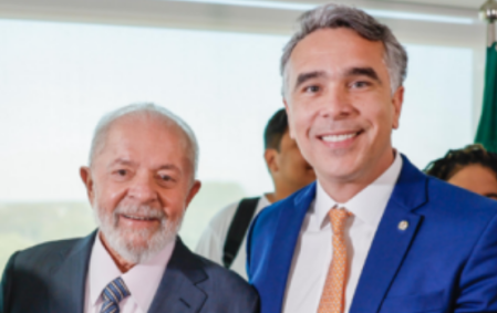 O presidente Lula e o deputado federal Rafael Brito (MDB-AL)
