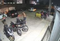 Vídeo: Casal é executado a tiros dentro de carro em Fortaleza