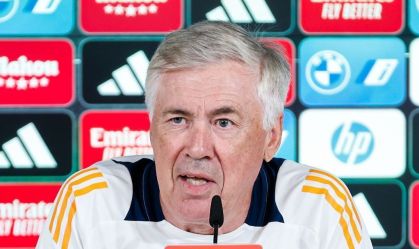 Lesões dão ao Real Madrid a oportunidade de melhorar, diz Ancelotti