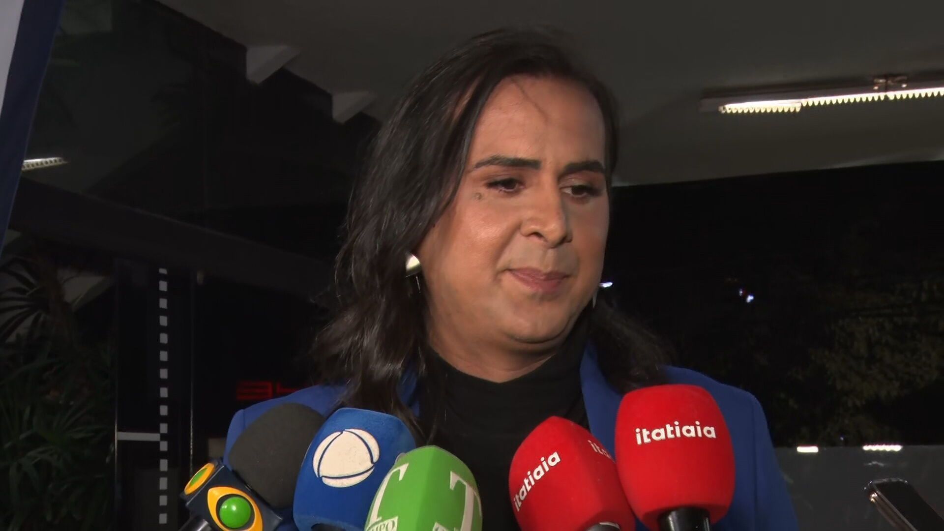 DUDA SALABERT USAR ESSA