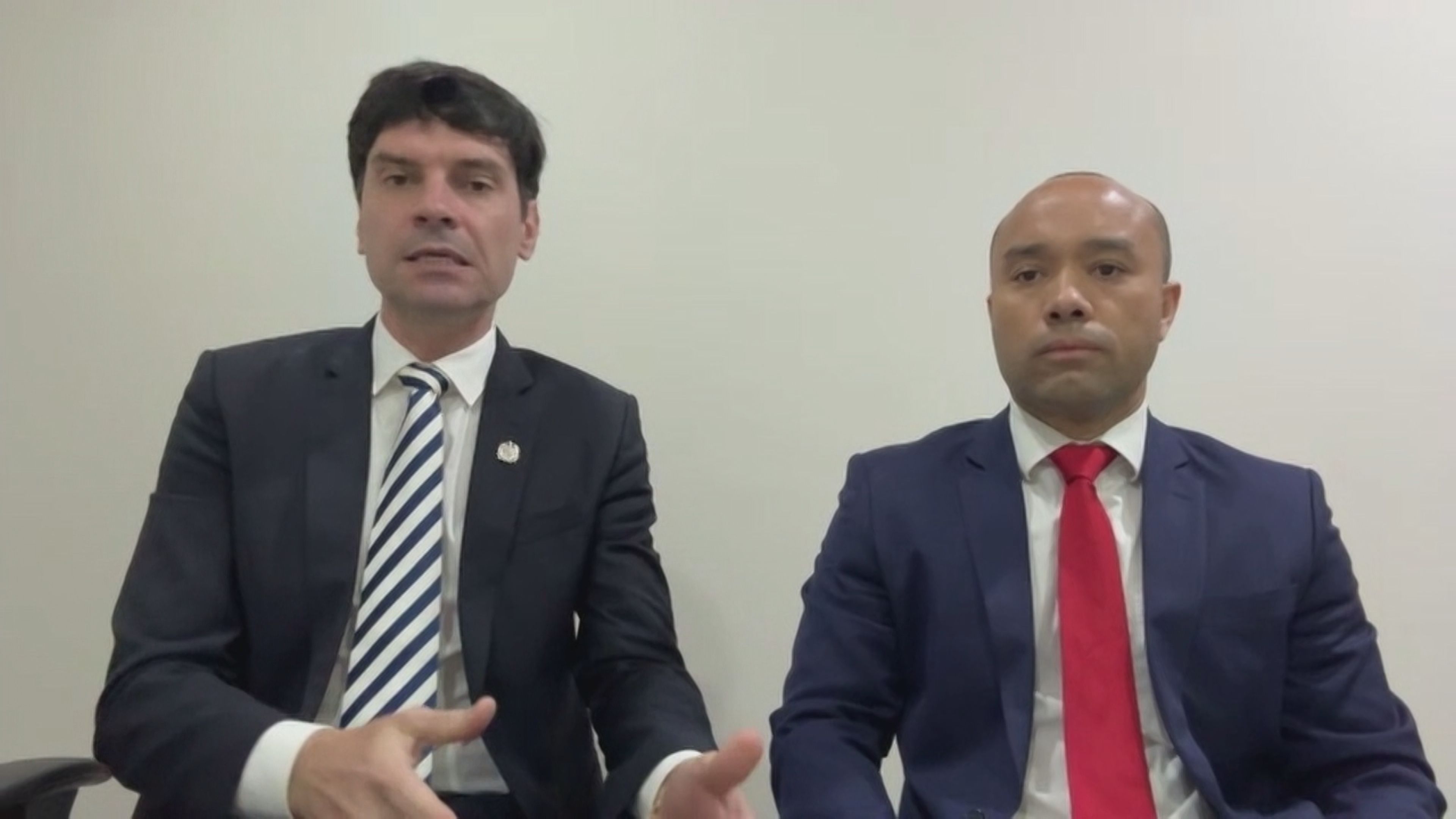 Delegado-geral Ulisses Gabriel e o delegado e gerente de inteligência Raphael Werling