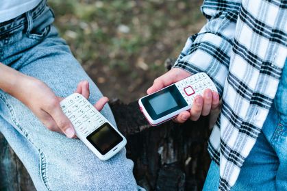 Dumbphones oferecem chance de desconexão das redes sociais aos usuários