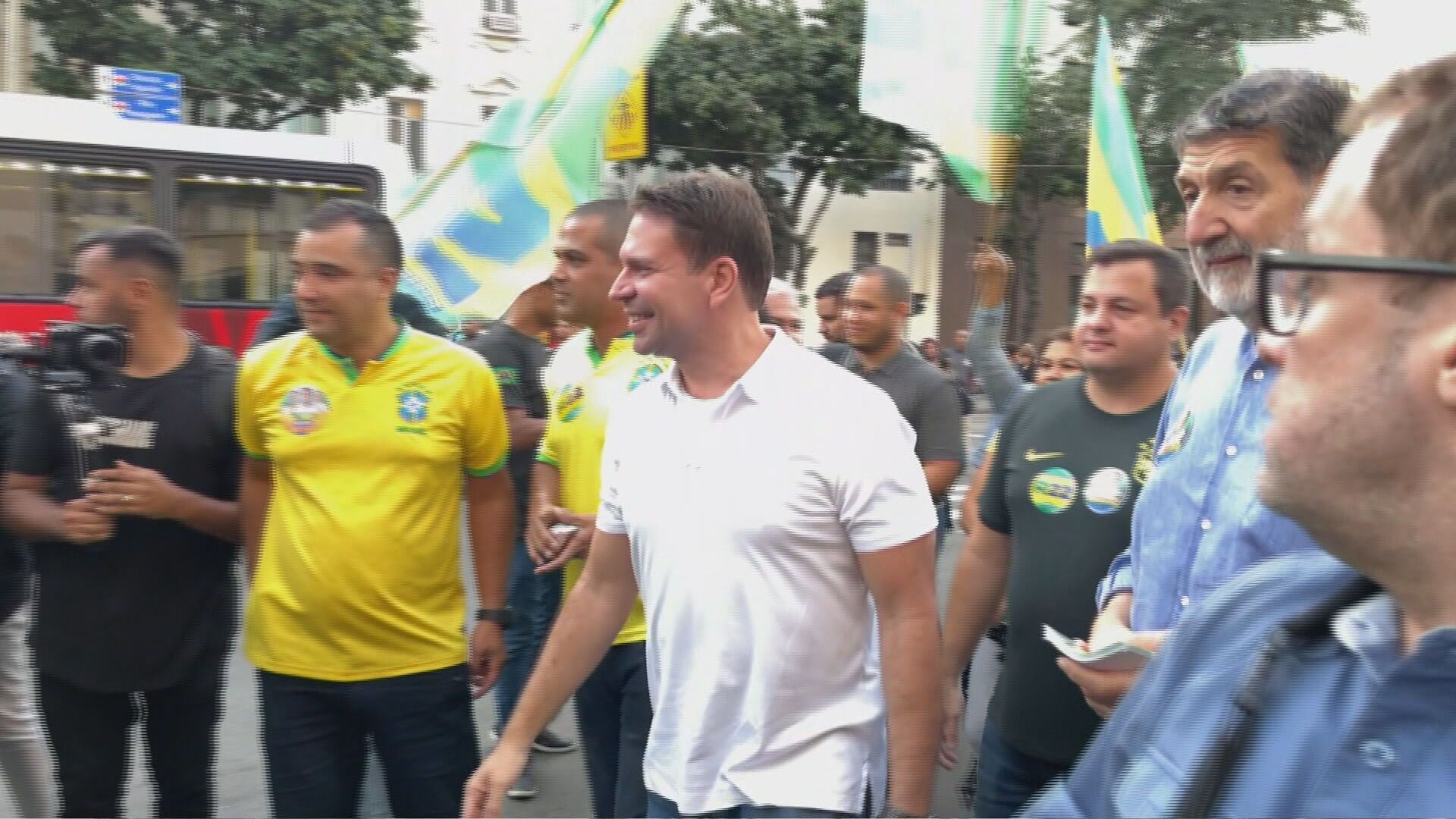 O candidato do PL a prefeito do Rio de Janeiro, Alexandre Ramagem, em agenda de campanha nesta sexta-feira (16) / 16/08/2024 - CNN