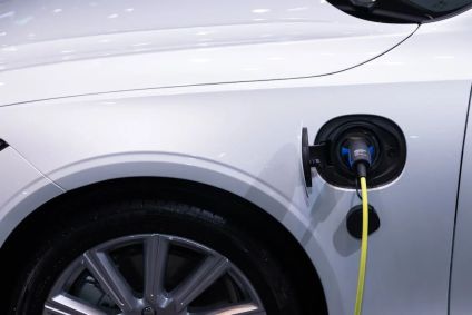 Carros elétricos estão ficando com mais autonomia