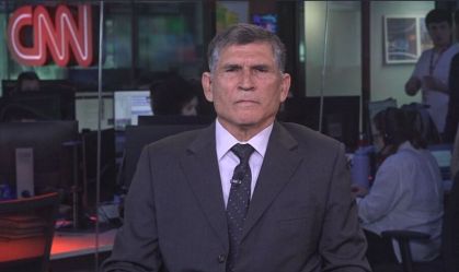 À CNN, Santos Cruz diz concordar com restrição a militares candidatos, mas defende regra para outras carreiras