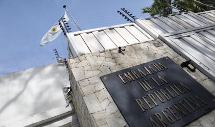 Argentina denuncia cerco a embaixada na Venezuela no Tribunal de Haia