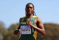 Atleta que sofreu em polêmica por testosterona condena ataques de gênero na Olímpiada