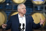 Entenda por que Kamala Harris escolheu Tim Walz como candidato a vice