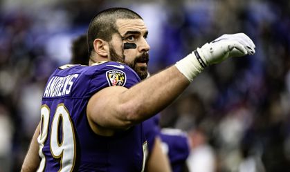 NFL: Jogador do Baltimore Ravens sofre acidente de carro, mas sai ileso
