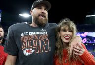 Após Travis Kelce, Ryan Murphy quer trabalhar com Taylor Swift: "Das grandes"