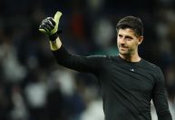 Terceiro goleiro? Ancelotti segue otimista em ter Courtois contra o Arsenal