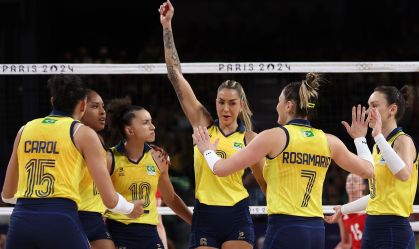 Brasil venceu a Polônia e obteve a melhor campanha da fase de grupos no vôlei feminino