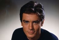 Alain Delon, lenda do cinema francês, morre aos 88 anos