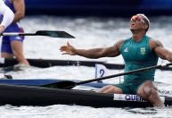 Saiba quanto Isaquias Queiroz receberá pela medalha de prata em Paris 2024