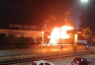 Vídeo: incêndio de grandes proporções atinge universidade em Belo Horizonte
