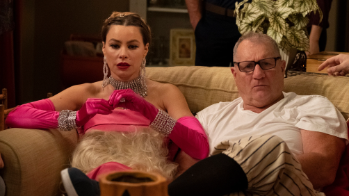 Segundo a atriz, o elenco de “Modern Family” continua unido mesmo após seu encerramento