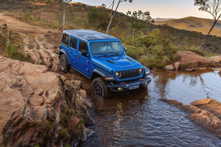 Jeep Wrangler Rubicon ganha visual renovado • Divulgação