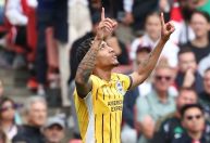 Premier League: Arsenal toma gol de ex-Fluminense e empata com Brighton