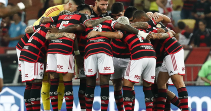 Jogadores do Flamengo comemoram gol no Maracanã