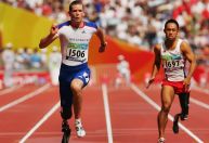 Atleta paralímpico pode ser primeira pessoa com deficiência a ir ao espaço