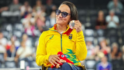 Lara Lima conquistou a medalha de bronze no halterofilismo até 41 kg