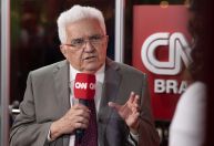 Brasil precisa corrigir déficit previdenciário para ter crescimento sustentável, diz Raul Velloso à CNN