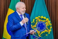Queda de avião em Vinhedo: Lula pede um minuto de silêncio por vítimas