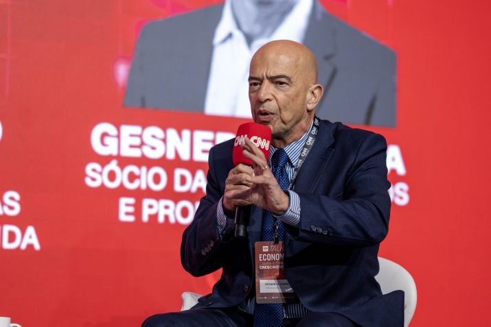 Gesner Oliveira, sócio da GO Associados e professor da FGV • Atacama Agência Audiovisual