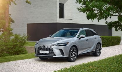 Novo Lexus RX 450h+