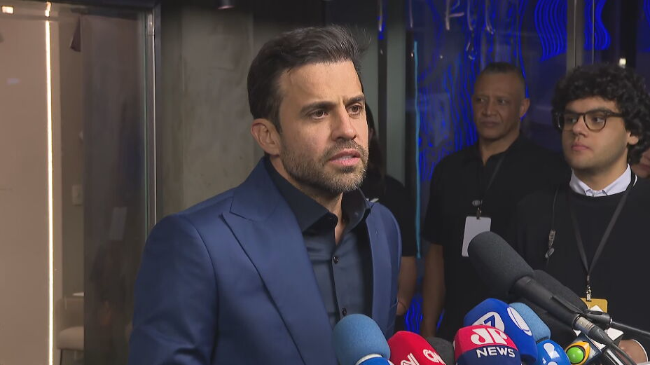 Chegada de Pablo Marçal para o primeiro debate dos candidatos à Prefeitura de São Paulo
