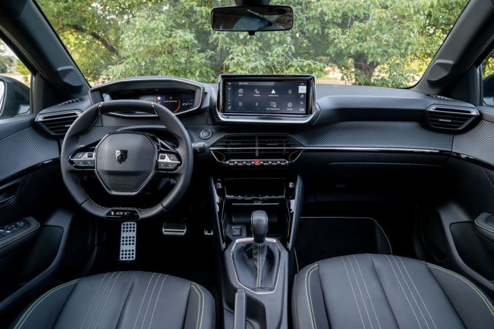 Peugeot 208 GT 2025 na Argentina / Foto: Divulgação