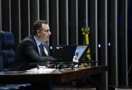 Senado retorna do recesso pressionado por urgência de regulamentação da reforma tributária